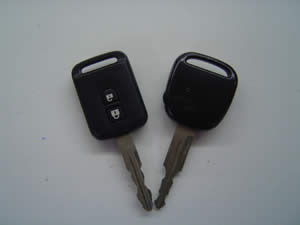 キーレスエントリーのリモコン